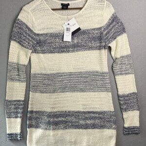 NWT Calvin Klein Pullover Women's Size S Long Sleeve Chiffon V-Back Knit Sweater